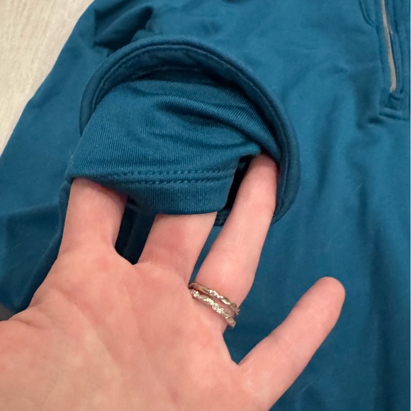 Nike Teal Hooded Jacket with hand mittens - Picture 6 of 11